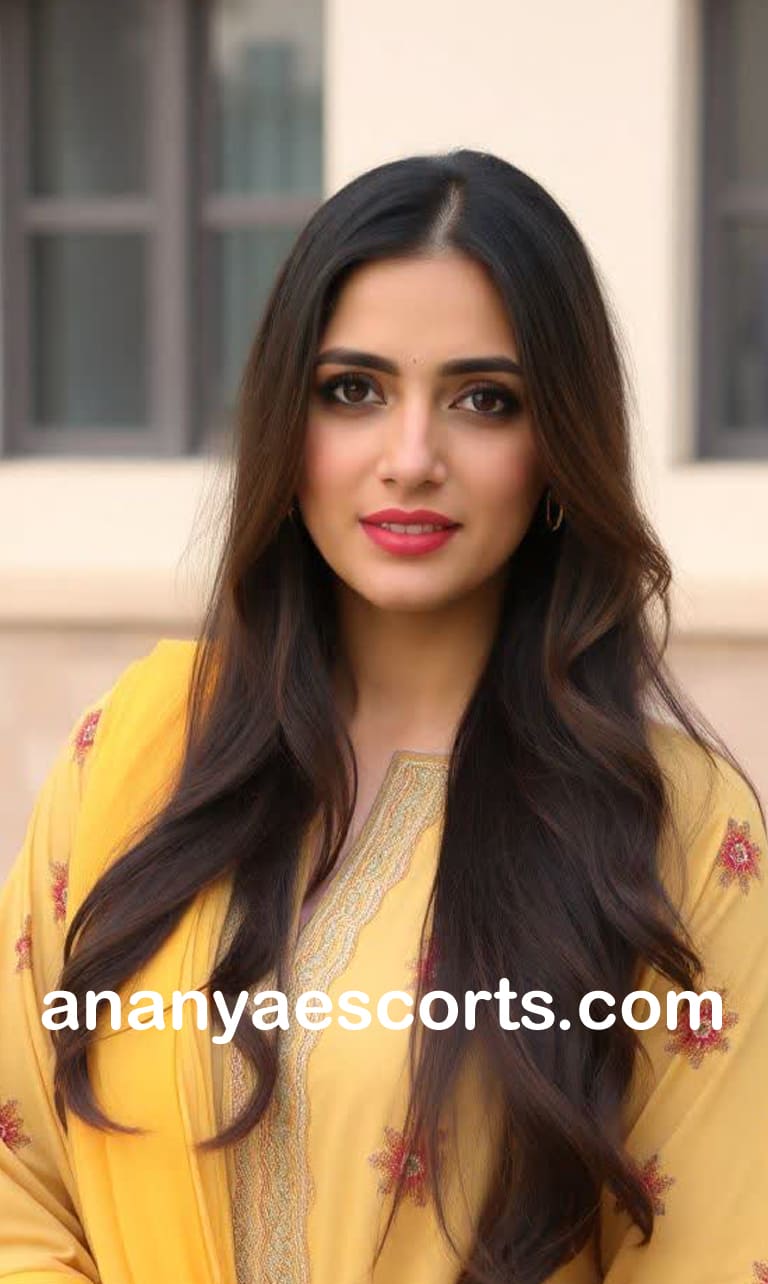 Kodarma Escorts