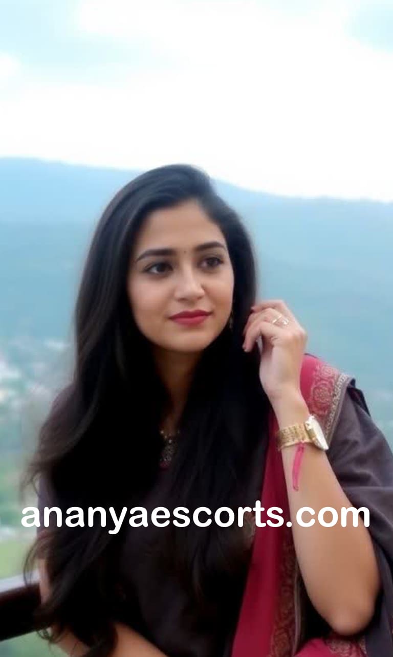 Kodarma Escorts