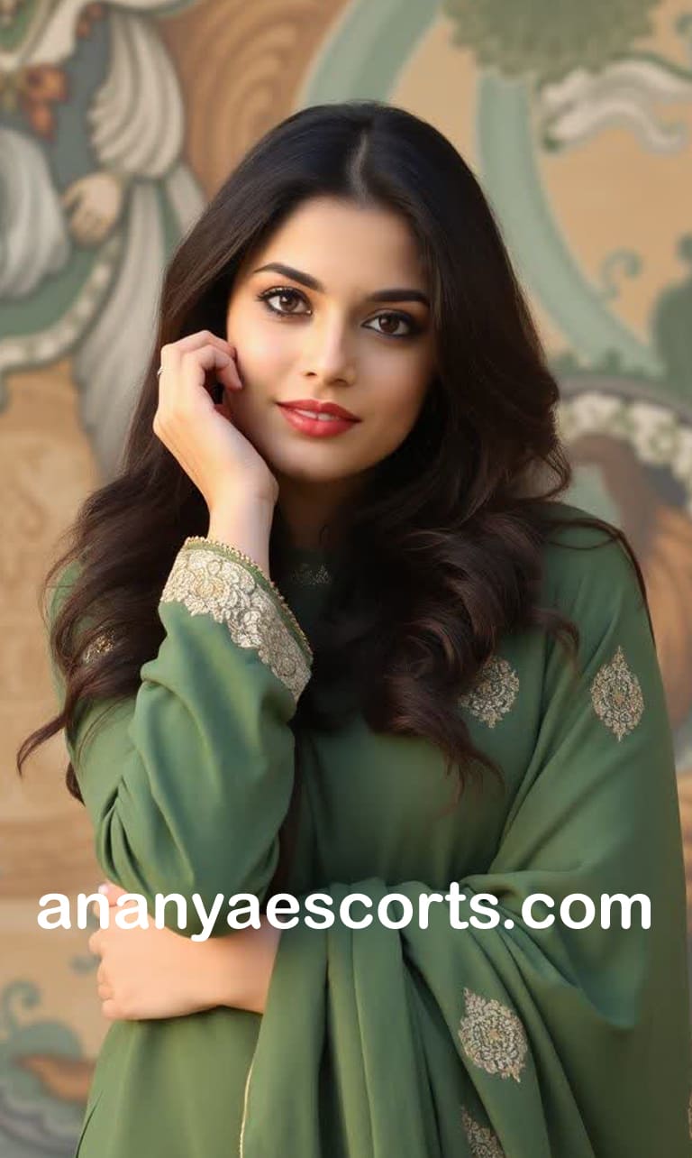 Call Girls in Kodarma